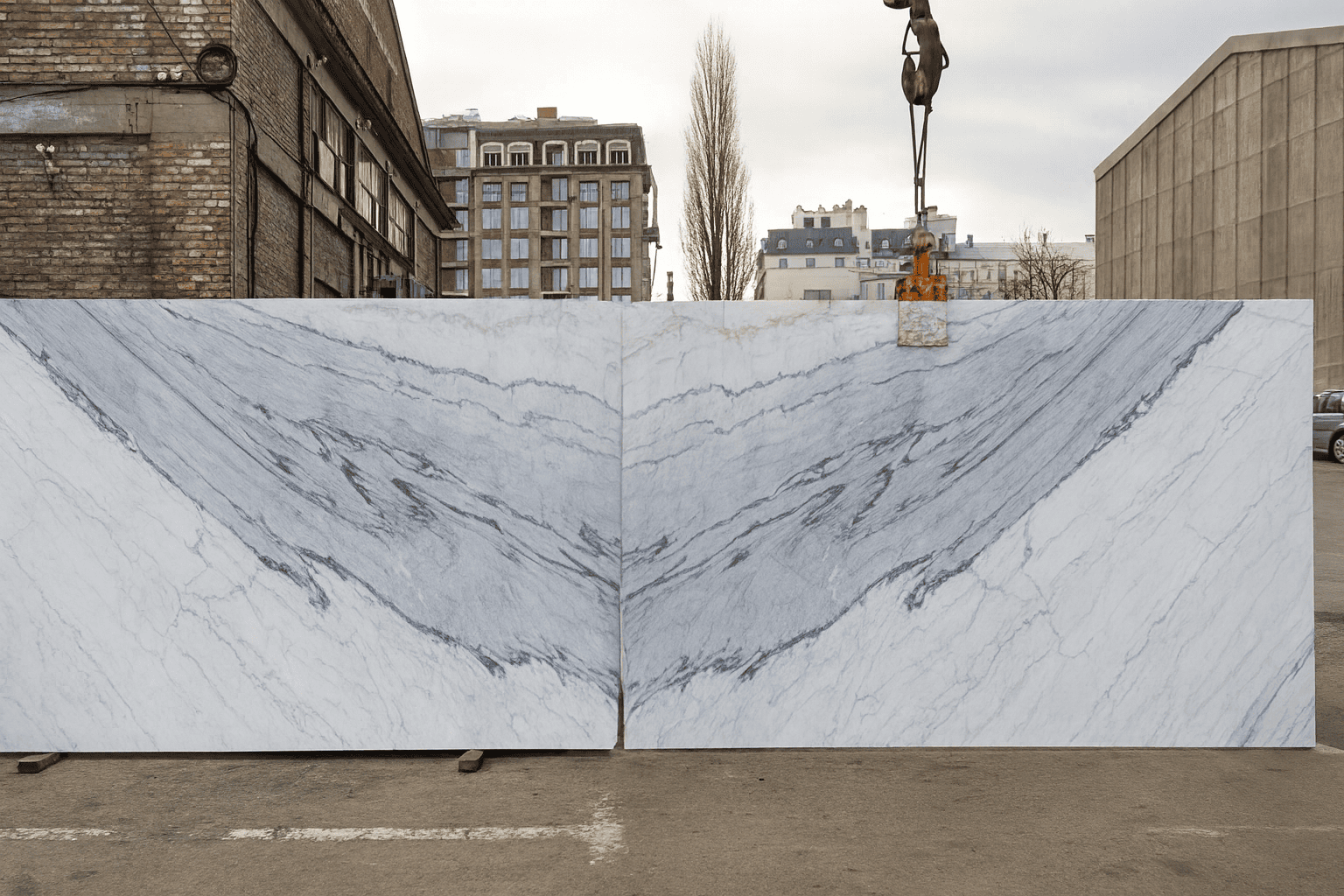 Як відрізнити натуральний мармур від штучного: 5 простих ознак